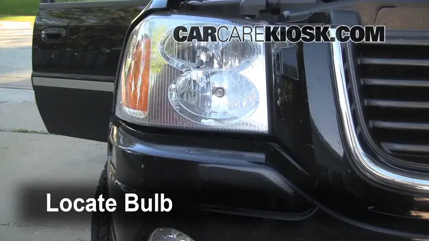 2003 GMC Envoy SLT 4.2L 6 Cyl. Lights Highbeam (replace bulb)